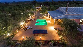 Villa Avra - With Private Pool