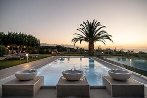 Villa Heora - The Floating Residence