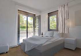 Villa Heora - The Floating Residence