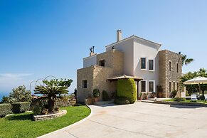 Villa Natura - With Private Heated Pool