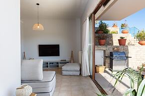 Villa Natura - With Private Heated Pool