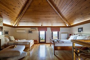 Villa Natura - With Private Heated Pool