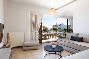 Villa Natura - With Private Heated Pool