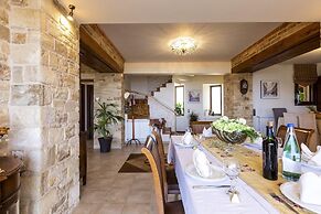Villa Natura - With Private Heated Pool
