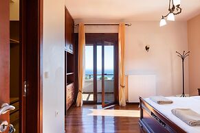 Villa Natura - With Private Heated Pool