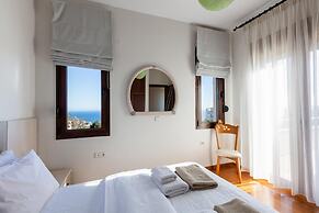 Villa Natura - With Private Heated Pool