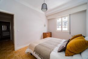 Nomad s By Sta Catarina Flats - 3bed Moments