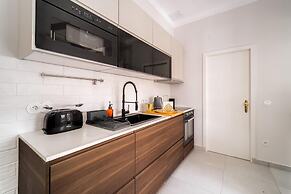 Nomad s By Sta Catarina Flats - 3bed Moments