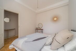 Nomad s By Sta Catarina Flats - 3bed Moments