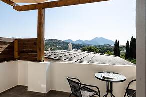 Villa Chnaris - Private Pool and Sauna