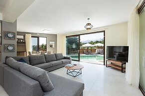 Villa Chnaris - Private Pool and Sauna