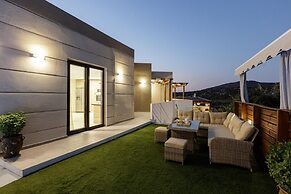 Villa Chnaris - Private Pool and Sauna