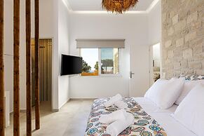 Mandana Villa - With Private Pool Jacuzzi