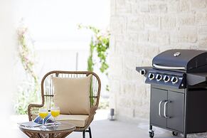 Mandana Villa - With Private Pool Jacuzzi