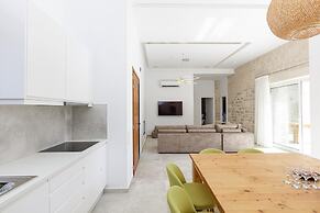 Mandana Villa - With Private Pool Jacuzzi