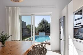 Mandana Villa - With Private Pool Jacuzzi