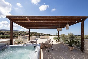 Mandana Villa - With Private Pool Jacuzzi