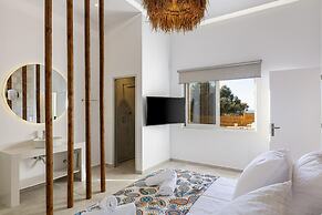 Mandana Villa - With Private Pool Jacuzzi