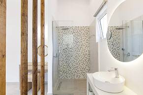 Mandana Villa - With Private Pool Jacuzzi