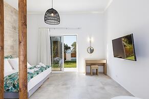 Mandana Villa - With Private Pool Jacuzzi