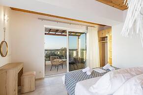 Mandana Villa - With Private Pool Jacuzzi