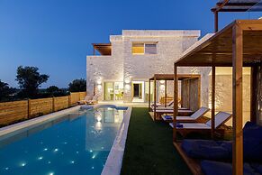 Mandana Villa - With Private Pool Jacuzzi