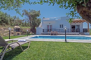Villa Guinevere-with Private Pool