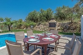 Villa Guinevere-with Private Pool