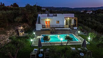Villa Guinevere-with Private Pool