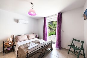 Villa Guinevere-with Private Pool