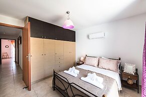 Villa Guinevere-with Private Pool