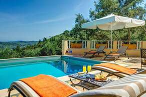 Anastasia Villa - Timeless Elegant Sanctuary With Panoramic Views
