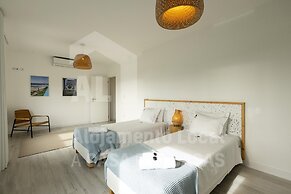 Riba mar Bluevillas 2 by Acasadascasas