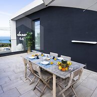 Riba mar Bluevillas 2 by Acasadascasas