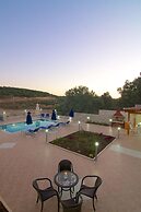 Blue Villa 2 - With Private Pool