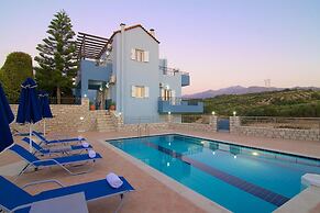 Blue Villa 2 - With Private Pool