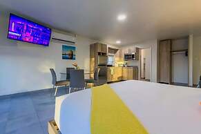 Turibana Plaza Suite 1