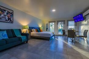 Turibana Plaza Suite 1