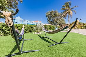 Turibana Plaza Suite 6 w Balcony