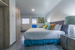 Turibana Plaza Suite 6 w Balcony