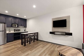 Ramada by Wyndham Studio Suites Dothan