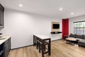 Ramada by Wyndham Studio Suites Dothan