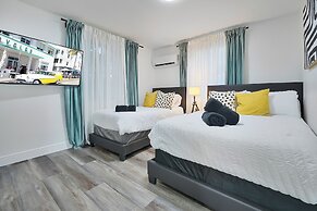 6 to 42 Guests 6 Kitchens Comfort Retreat Heart Wynwood