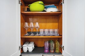 6 to 42 Guests 6 Kitchens Comfort Retreat Heart Wynwood