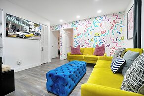 6 to 42 Guests 6 Kitchens Comfort Retreat Heart Wynwood