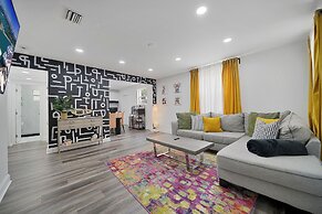 6 to 42 Guests 6 Kitchens Comfort Retreat Heart Wynwood