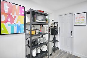 6 to 42 Guests 6 Kitchens Comfort Retreat Heart Wynwood