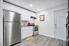 6 to 42 Guests 6 Kitchens Comfort Retreat Heart Wynwood