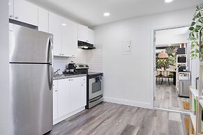 6 to 42 Guests 6 Kitchens Comfort Retreat Heart Wynwood