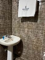 Glandov Suites and Apartment